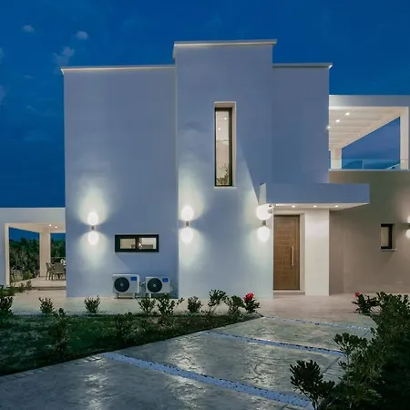 וילה Valentino Luxury *