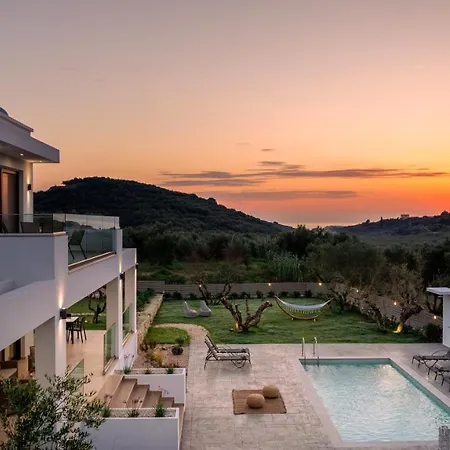 Valentino Luxury Willa Plános