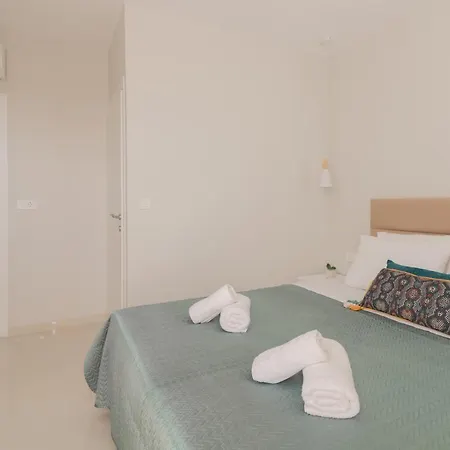 Valentino Luxury Πλάνος