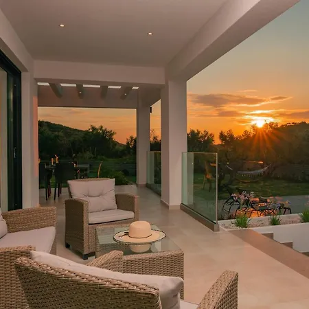 Valentino Luxury Villa