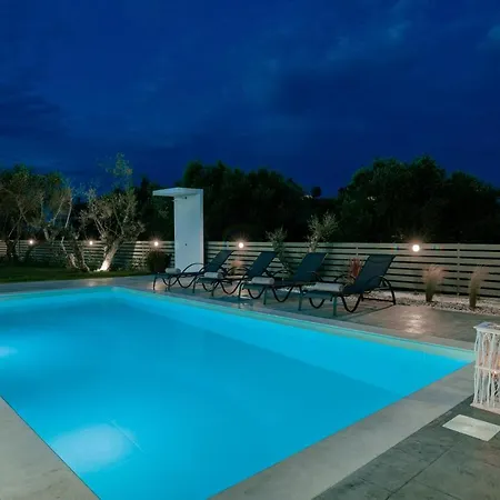 Valentino Luxury فيلة