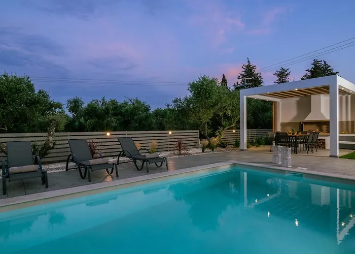 Valentino Luxury Villa *