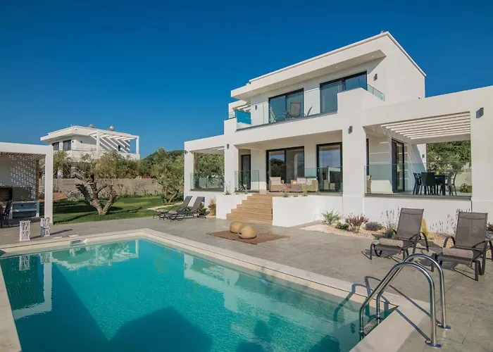 Valentino Luxury Villa